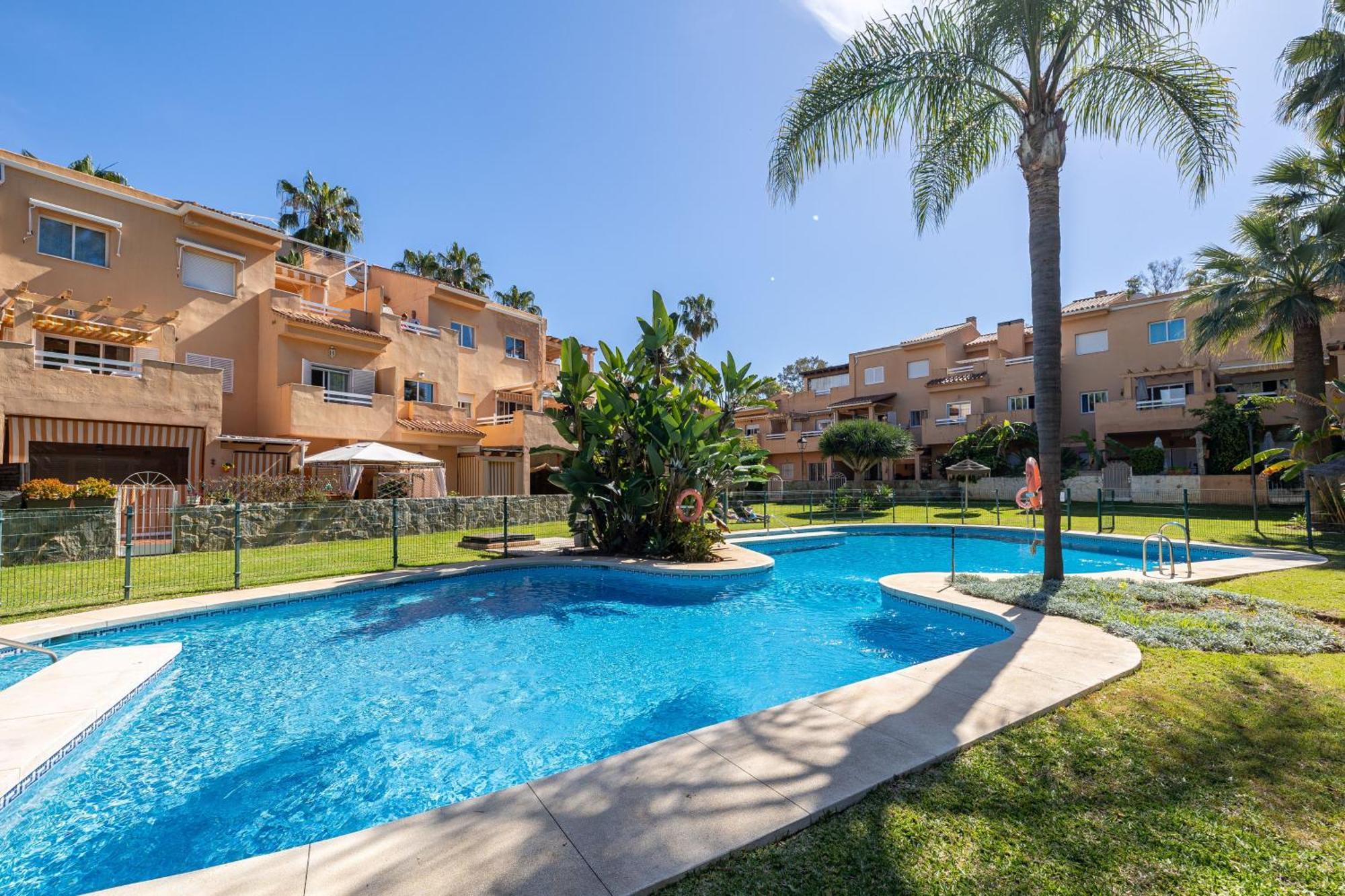 Dunas Garden, 3 Beds, 100 Mts From The Sea Marbella